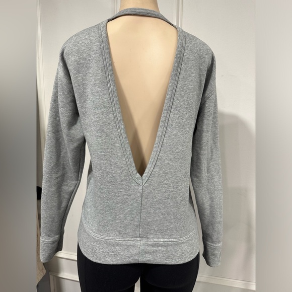 Nike Dri Fit Open V Back Gray Pullover Sweatshirt Women's Size XS - Picture 5 of 7